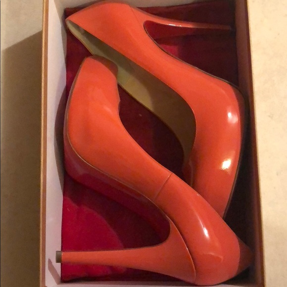 Christian Louboutin Pumps - Picture 3 of 8